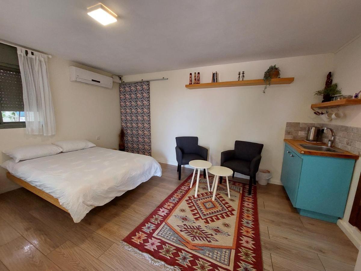 Cute Guest Room Kefar Weradim Экстерьер фото